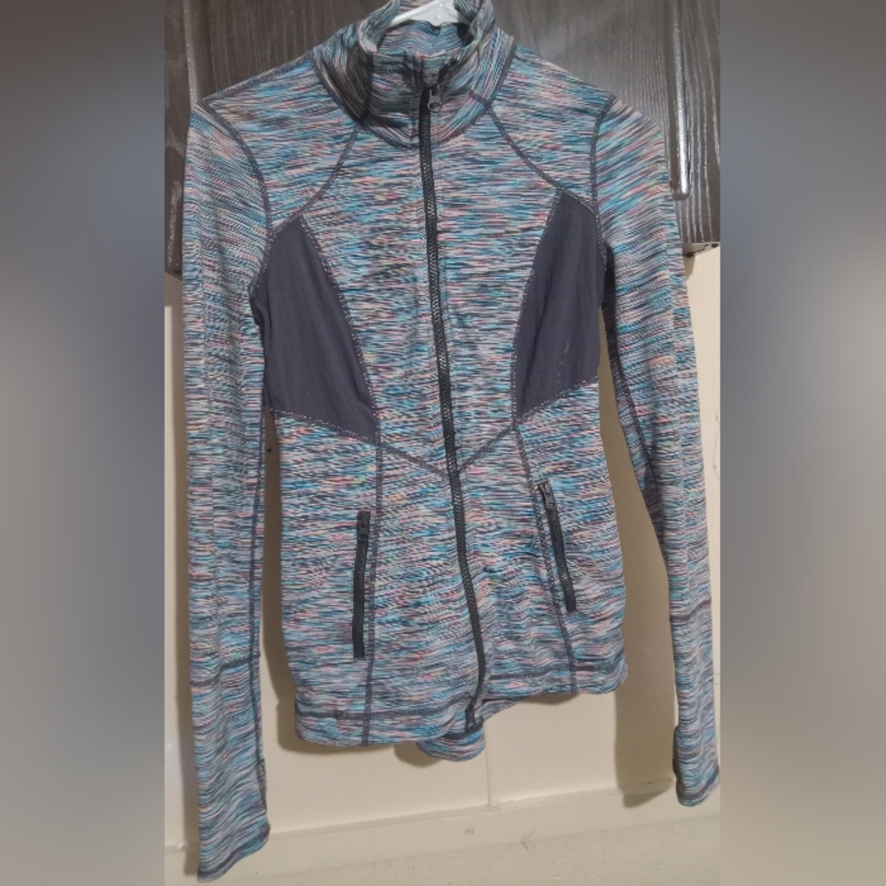 Zella Women's Blue and Gray Patterned Jacket